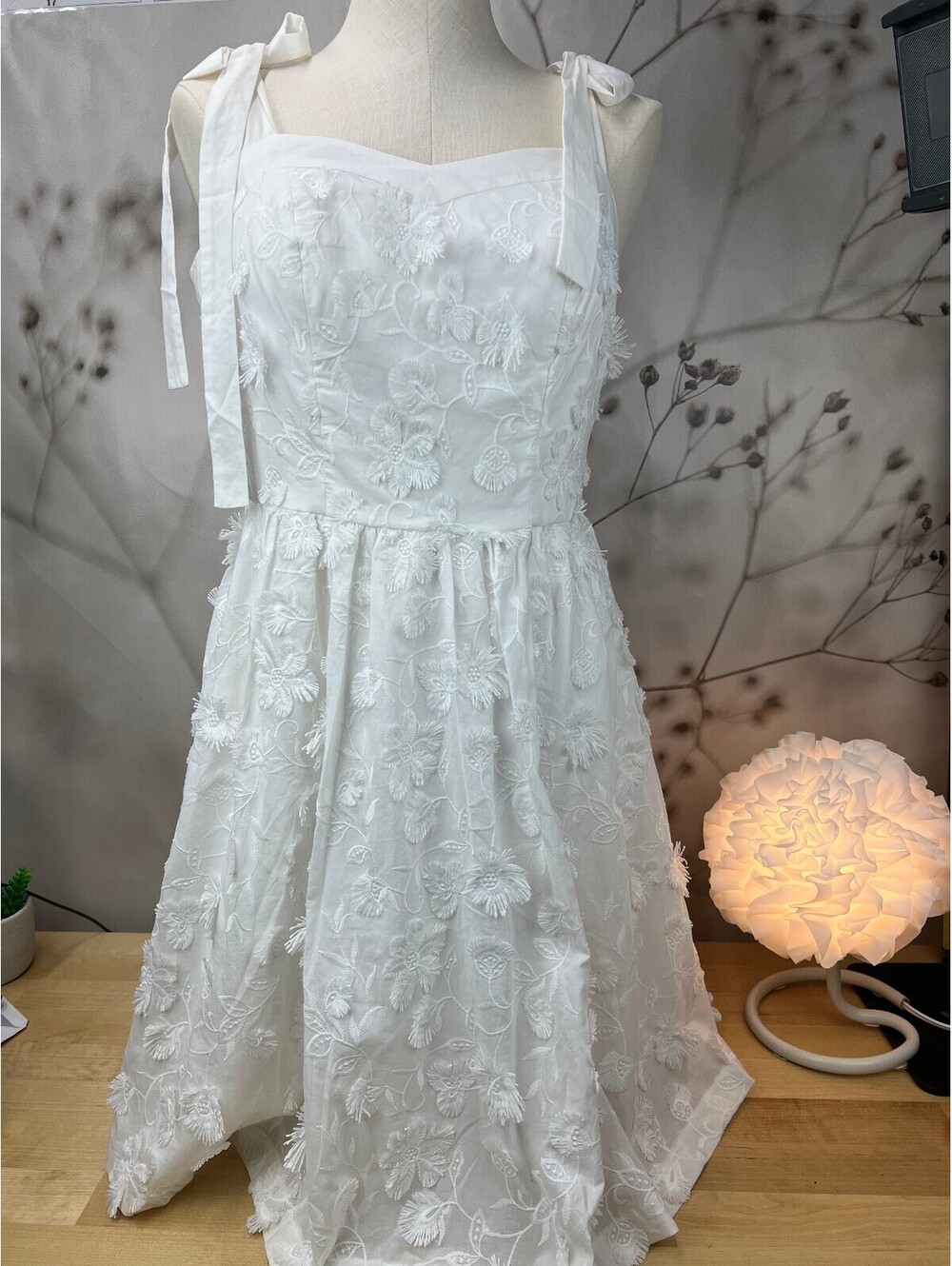 Anthropologie Trudy Embroidered Floral Dress - Picture 2 of 9